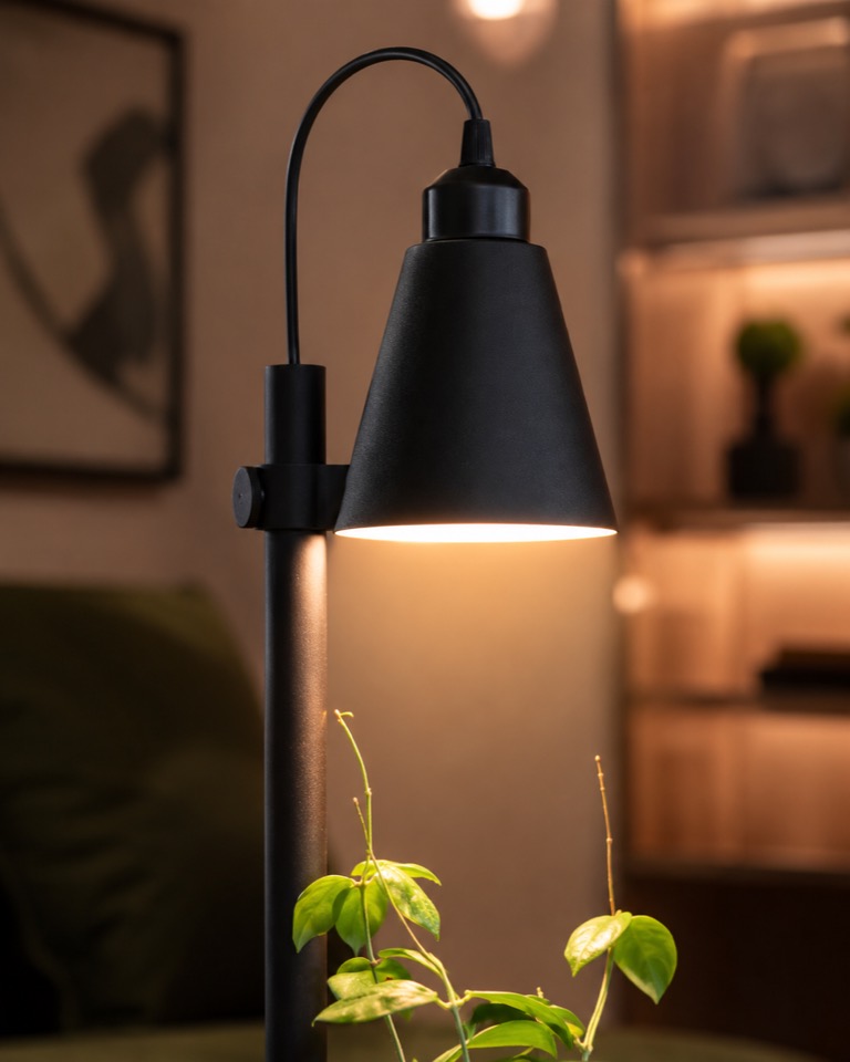Grow Light Planter